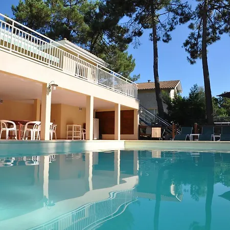 Magnifique Avec Piscine 2351